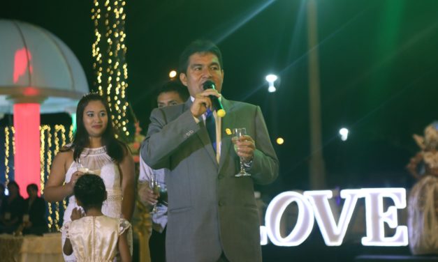 Centenar de parejas se casaron en espectacular ceremonia