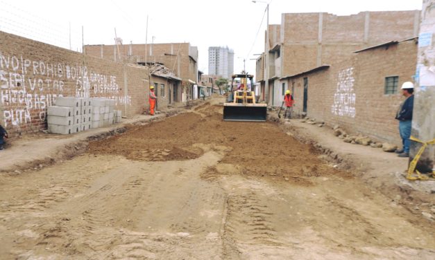En un 20% de ejecución se encuentran obras en calle Los Pinos, sector Los Manguitos
