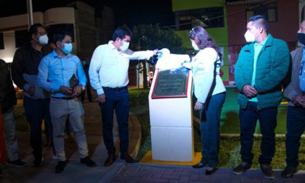 Alcalde César Juárez entrega moderno parque Victoria Pinillos